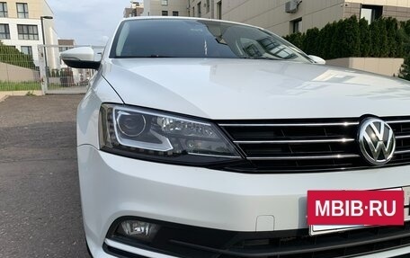 Volkswagen Jetta VI, 2017 год, 1 060 000 рублей, 21 фотография