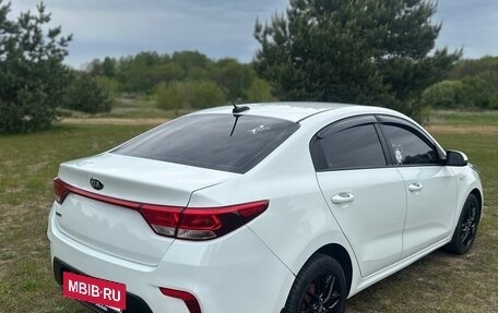KIA Rio IV, 2018 год, 1 360 000 рублей, 8 фотография