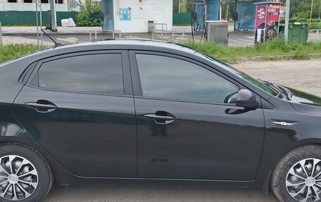 KIA Rio III рестайлинг, 2015 год, 930 000 рублей, 11 фотография