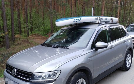 Volkswagen Tiguan II, 2019 год, 2 000 000 рублей, 4 фотография