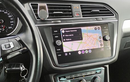 Volkswagen Tiguan II, 2019 год, 2 000 000 рублей, 6 фотография