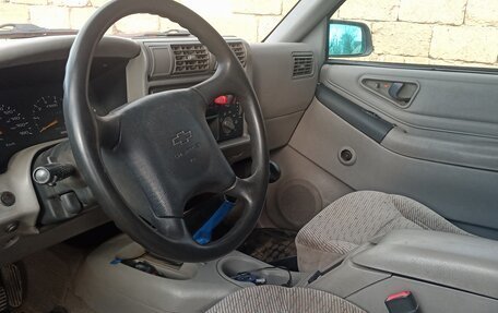 Chevrolet Blazer II рестайлинг, 1997 год, 380 000 рублей, 8 фотография