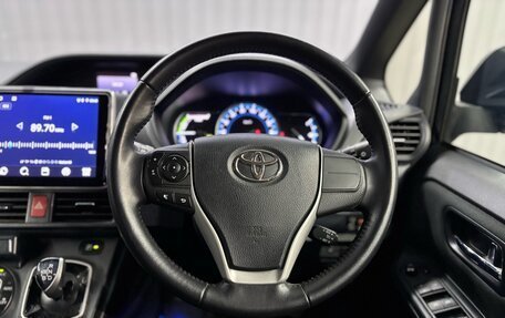 Toyota Voxy III, 2014 год, 1 797 000 рублей, 11 фотография
