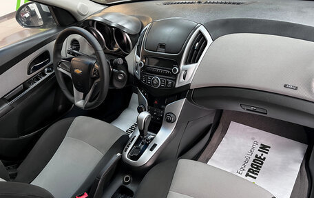Chevrolet Cruze II, 2013 год, 895 000 рублей, 14 фотография