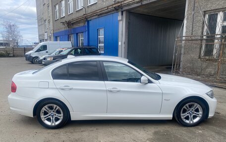 BMW 3 серия, 2011 год, 1 200 000 рублей, 4 фотография