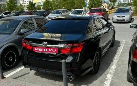 Toyota Camry, 2014 год, 2 100 000 рублей, 5 фотография