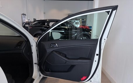 KIA Optima III, 2011 год, 950 000 рублей, 27 фотография