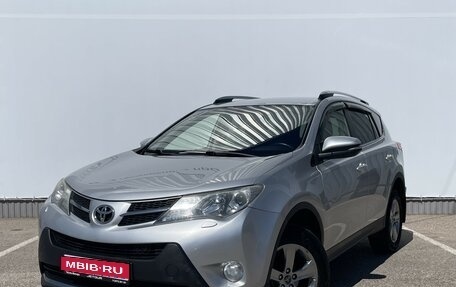 Toyota RAV4, 2015 год, 2 199 000 рублей, 1 фотография