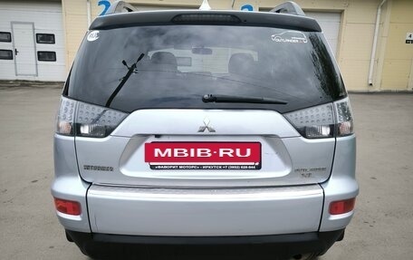 Mitsubishi Outlander III рестайлинг 3, 2011 год, 1 380 000 рублей, 4 фотография
