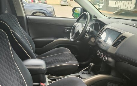 Mitsubishi Outlander III рестайлинг 3, 2011 год, 1 380 000 рублей, 8 фотография