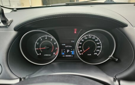 Mitsubishi Outlander III рестайлинг 3, 2011 год, 1 380 000 рублей, 10 фотография