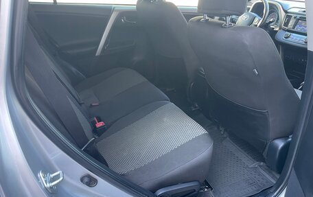 Toyota RAV4, 2015 год, 2 199 000 рублей, 24 фотография