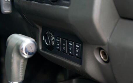 Nissan Navara (Frontier), 2008 год, 1 000 000 рублей, 14 фотография