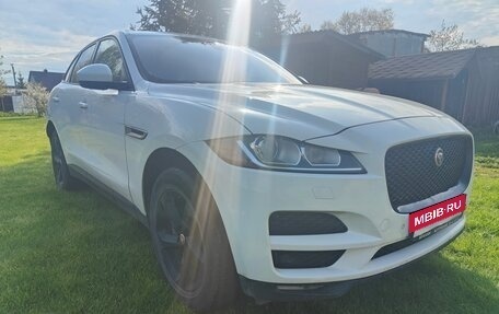 Jaguar F-Pace, 2018 год, 4 200 000 рублей, 4 фотография