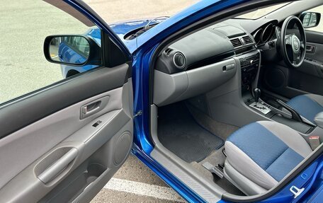 Mazda Axela, 2004 год, 500 000 рублей, 20 фотография