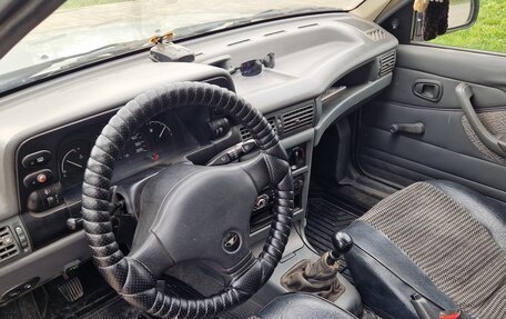 Daewoo Nexia I рестайлинг, 2001 год, 139 000 рублей, 3 фотография