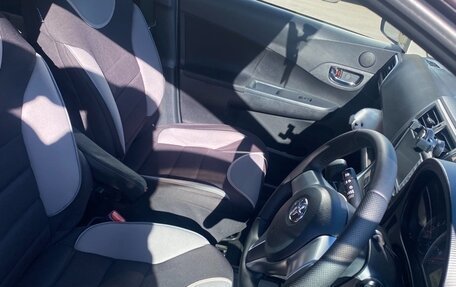 Toyota Ractis II, 2010 год, 700 000 рублей, 2 фотография
