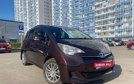 Toyota Ractis II, 2010 год, 700 000 рублей, 4 фотография
