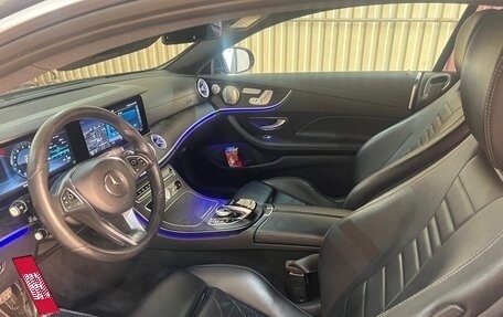 Mercedes-Benz E-Класс, 2017 год, 3 000 000 рублей, 8 фотография