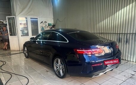 Mercedes-Benz E-Класс, 2017 год, 3 000 000 рублей, 9 фотография