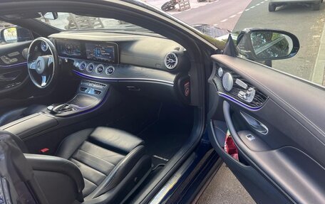 Mercedes-Benz E-Класс, 2017 год, 3 000 000 рублей, 17 фотография