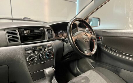 Toyota Corolla, 2004 год, 700 000 рублей, 10 фотография