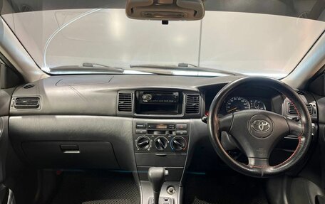 Toyota Corolla, 2004 год, 700 000 рублей, 11 фотография