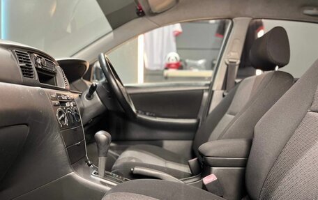 Toyota Corolla, 2004 год, 700 000 рублей, 15 фотография