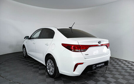 KIA Rio IV, 2018 год, 1 250 000 рублей, 11 фотография