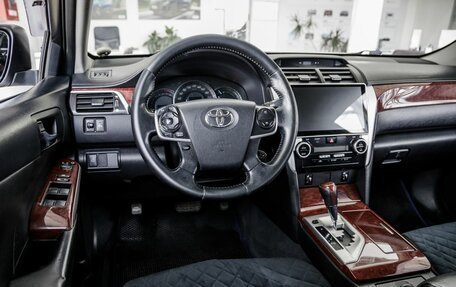 Toyota Camry, 2012 год, 1 468 000 рублей, 20 фотография