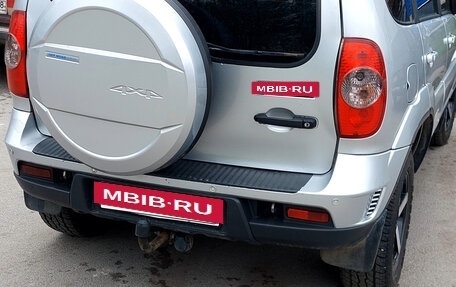 Chevrolet Niva I рестайлинг, 2010 год, 650 000 рублей, 3 фотография