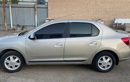 Renault Logan II, 2014 год, 850 000 рублей, 3 фотография