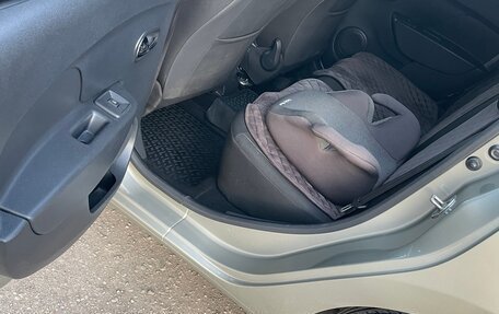 Renault Logan II, 2014 год, 850 000 рублей, 13 фотография