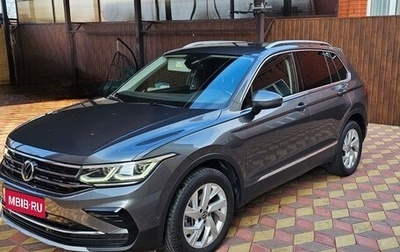 Volkswagen Tiguan II, 2021 год, 3 980 000 рублей, 1 фотография