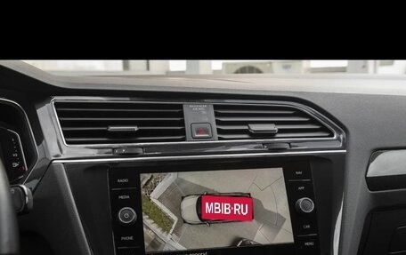 Volkswagen Tiguan II, 2021 год, 3 980 000 рублей, 22 фотография