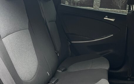Hyundai Solaris II рестайлинг, 2011 год, 755 000 рублей, 13 фотография