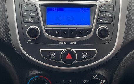 Hyundai Solaris II рестайлинг, 2011 год, 755 000 рублей, 15 фотография