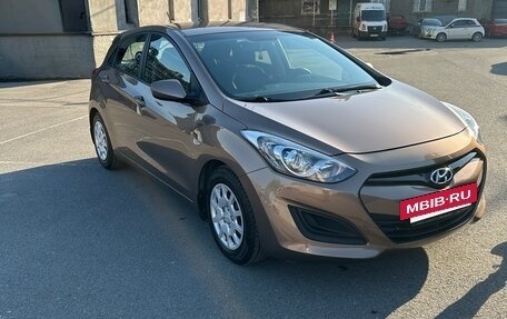 Hyundai i30 II рестайлинг, 2012 год, 1 200 000 рублей, 3 фотография
