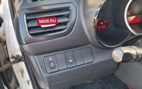 KIA Rio III рестайлинг, 2013 год, 850 000 рублей, 5 фотография