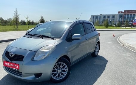 Toyota Yaris III рестайлинг, 2007 год, 590 000 рублей, 7 фотография