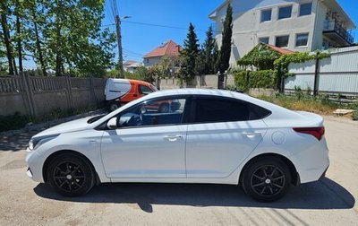Hyundai Solaris II рестайлинг, 2017 год, 1 200 000 рублей, 1 фотография