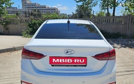 Hyundai Solaris II рестайлинг, 2017 год, 1 200 000 рублей, 2 фотография