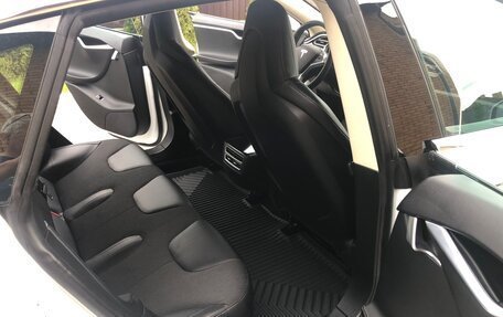 Tesla Model S I, 2014 год, 2 490 000 рублей, 15 фотография