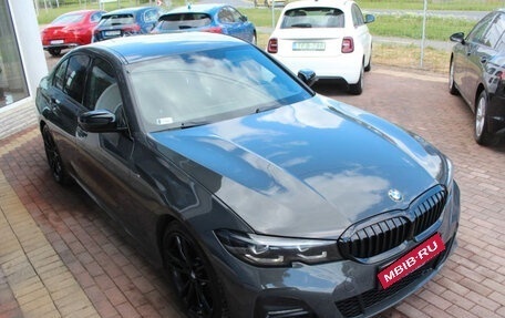 BMW 3 серия, 2021 год, 3 200 000 рублей, 2 фотография