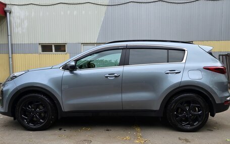 KIA Sportage IV рестайлинг, 2021 год, 2 700 000 рублей, 2 фотография