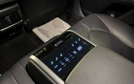 Toyota Camry, 2021 год, 3 990 000 рублей, 17 фотография