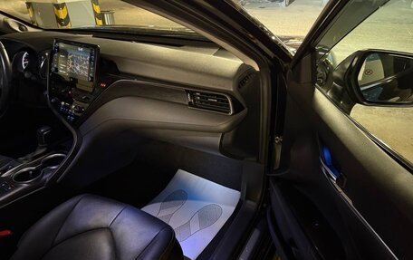 Toyota Camry, 2021 год, 3 990 000 рублей, 33 фотография