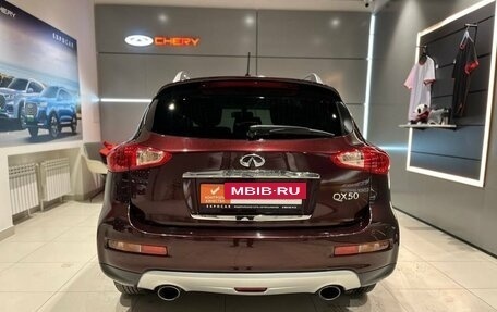 Infiniti QX50 I рестайлинг, 2016 год, 2 530 000 рублей, 6 фотография