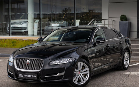 Jaguar XJ IV (X351), 2017 год, 2 190 000 рублей, 2 фотография