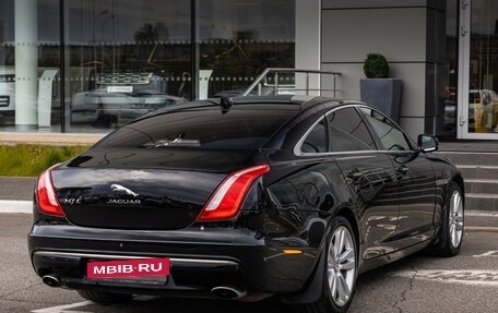 Jaguar XJ IV (X351), 2017 год, 2 190 000 рублей, 6 фотография